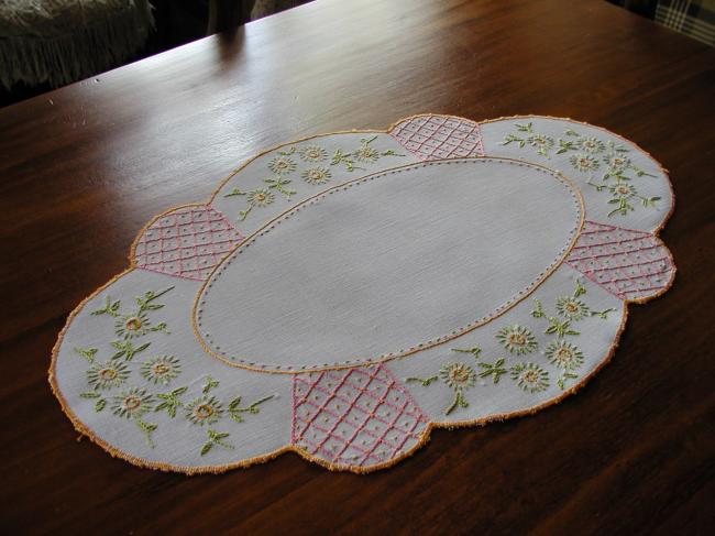 Really pretty table centre with summer embroidered flowers