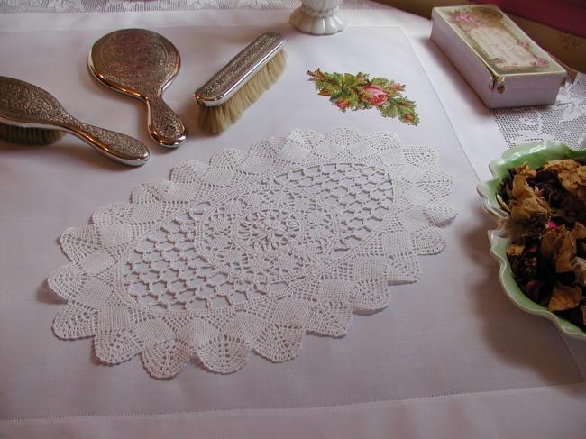Pretty Cluny bobbin lace oval table centre, with point d'esprit