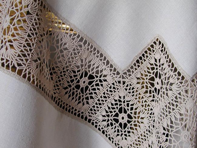 Really pretty tablecloth with inserts of crochet lace