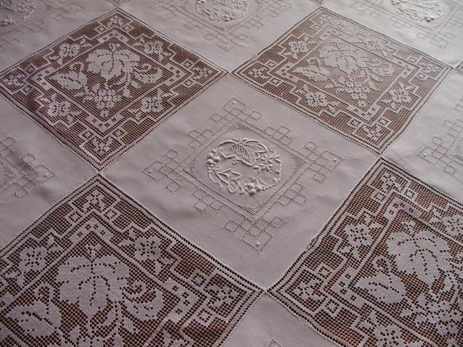 Gorgeous tablecloth with inserts of filet lace and whitework