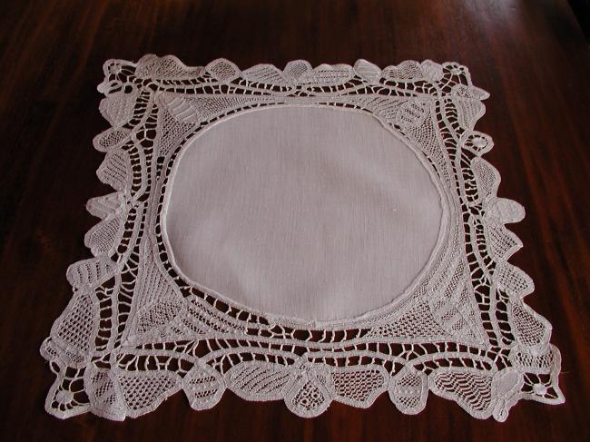 Wonderful Milan  tape lace table centre