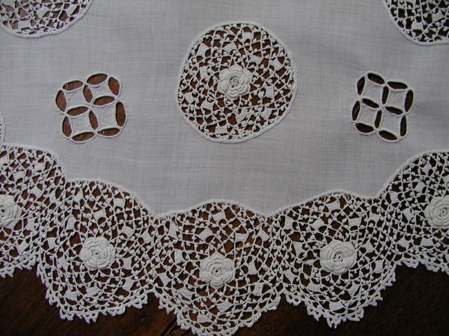 Spectacular irish guipure lace and broderie anglaise collar for little girl