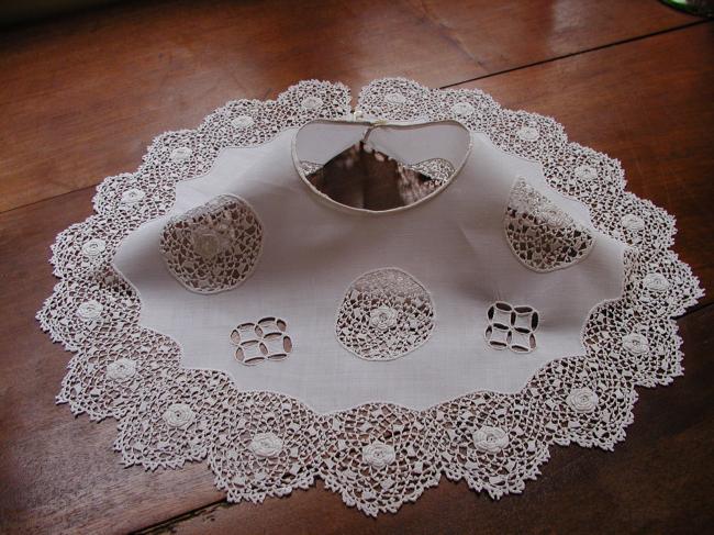 Spectacular irish guipure lace and broderie anglaise collar for little girl