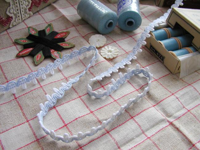 Très gracieux croquet à boucles en coton, bleu ciel & blanc 15mm