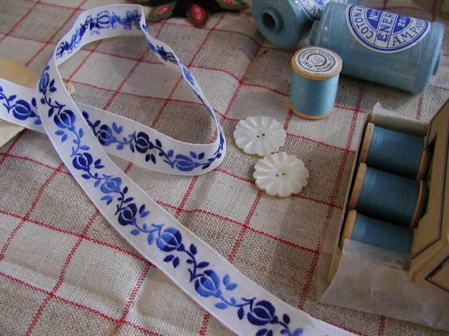 Ancien ruban en coton tissé de rinceaux de fleurs bleues (17mm)