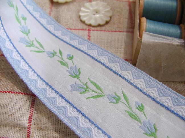 Ancien ruban en coton tissé de rinceaux de campanules bleues (42mm)