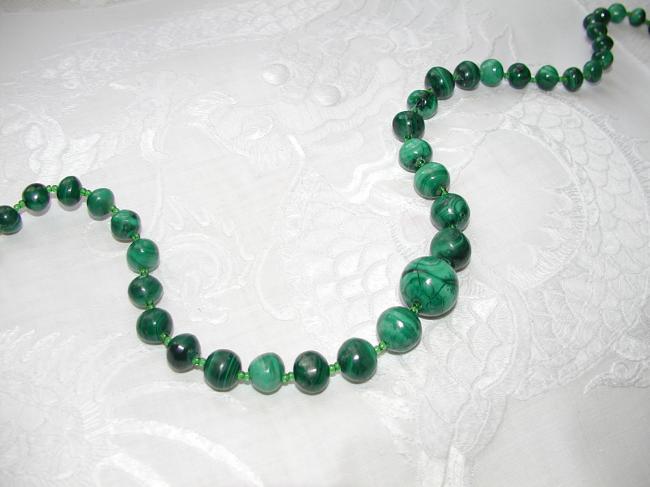 Très beau collier en Malachite