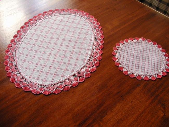 Two so sweet red and écru doilies