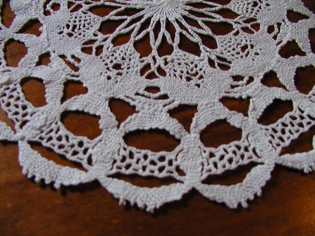 Lovely bobbin lace round doily