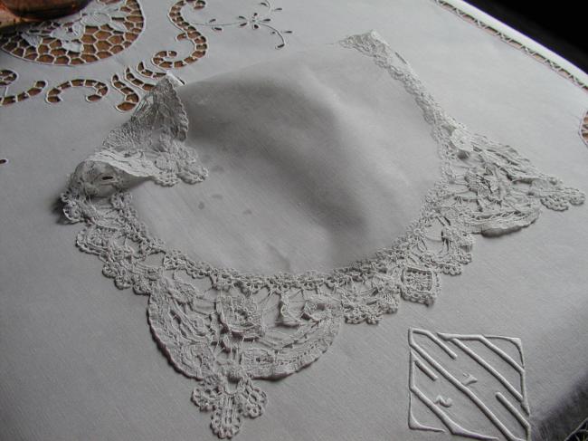 Such a beauty for this Princess lace and inserts of net handkerchief 1880