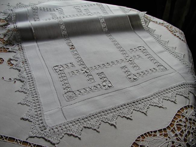 Wonderful trolley or table centre with drawn thread works and crochet lace