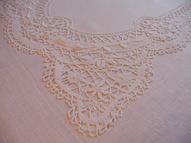 So lovely table runner with lavish Cluny lace