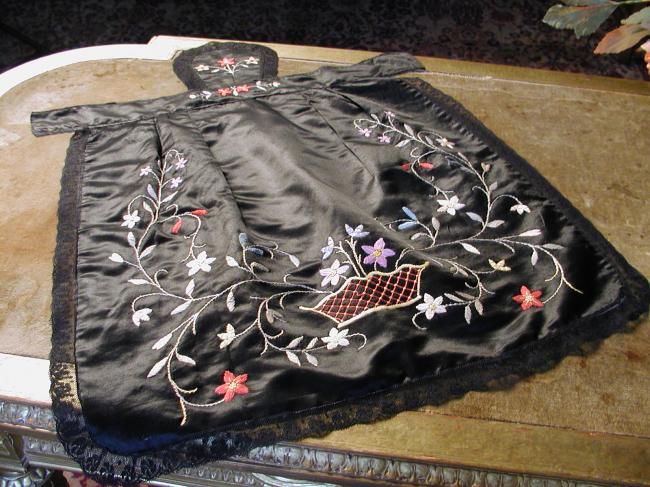 Beautiful silk apron with embroidered flowers 19th century