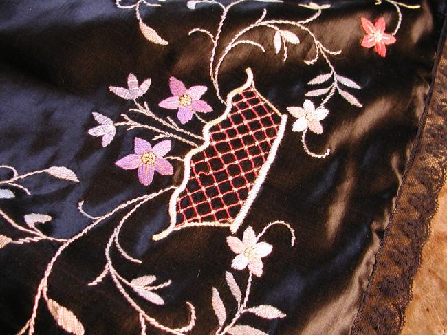 Beautiful silk apron with embroidered flowers 19th century