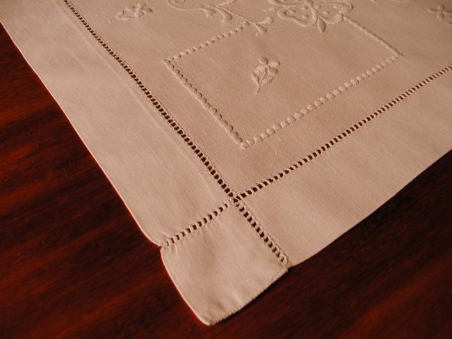 Lovely tray cloth with white embroidery and drawn thread work