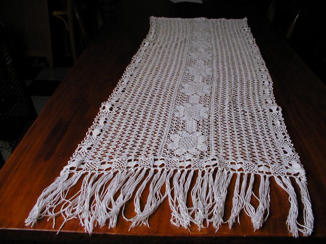 3 lovely curtains in cotton bobbin lace with fringes