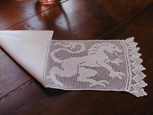 Wonderful handkerchief or stocking case with salamander crochet lace
