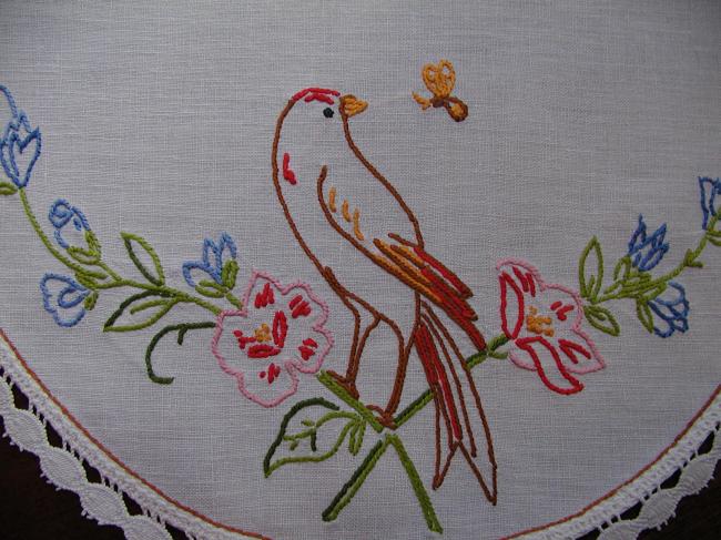 Lovely oval table centre with embroidered birds and flowers