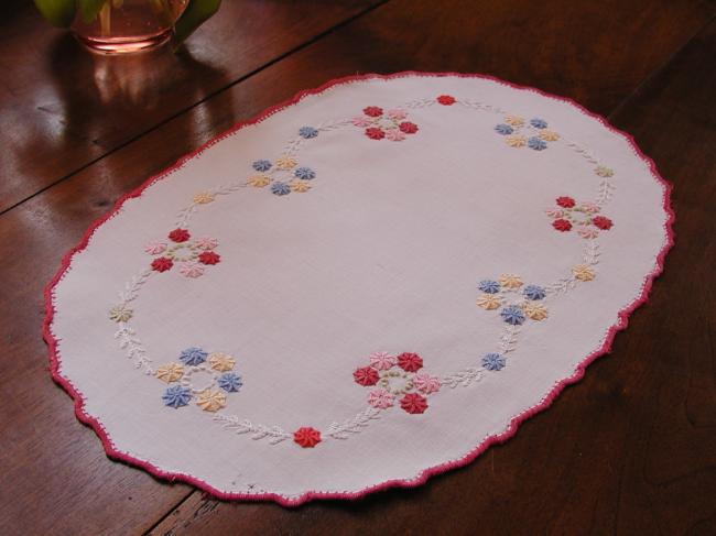 So charming oval table centre with embroidered flowers