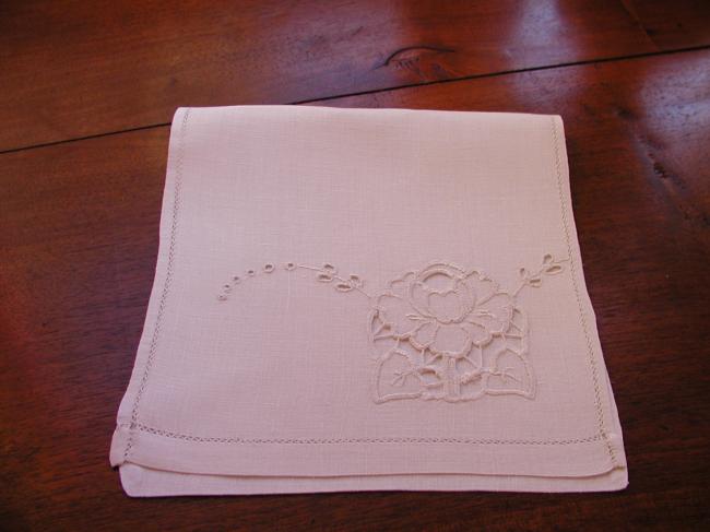 Graceful handkerchief  case with Richelieu works