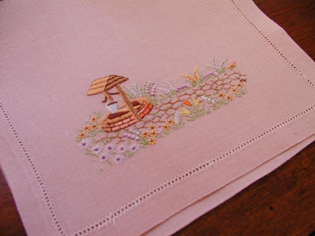 So adorable handkerchief case with  embroidered so british landscape garden