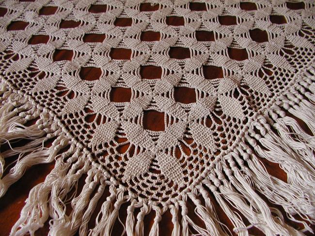 Square crochet lace mat circa 1930.