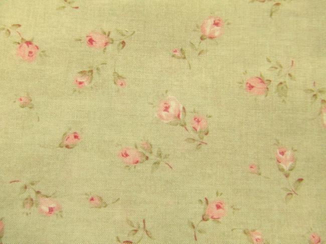 Coupon de coton à fond vert tilleul nuagé, motif de petites fleurs(Lecien)