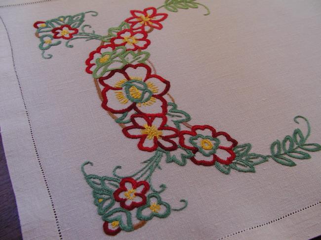 Gorgeous lavish  and colorful embroidered flowers table centre