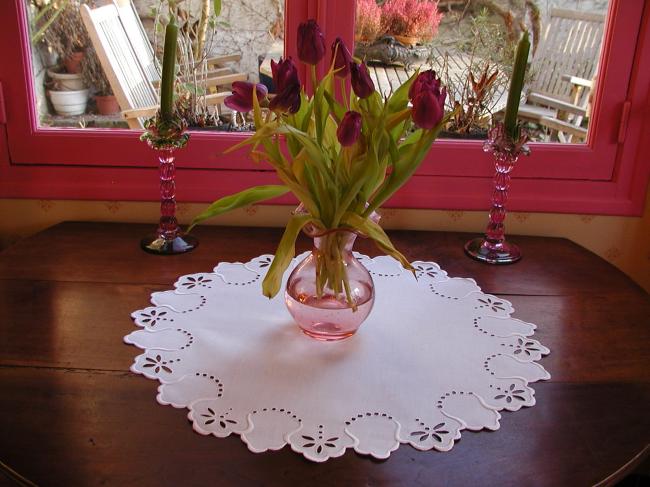 Marvellous round table centre with Richelieu embroidery