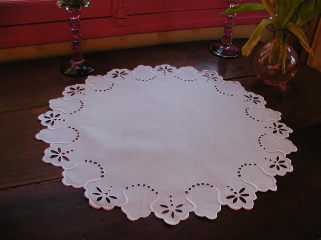 Marvellous round table centre with Richelieu embroidery