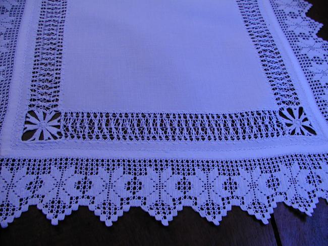 Spectacular drawn thread works and crochet lace rectangular table centre