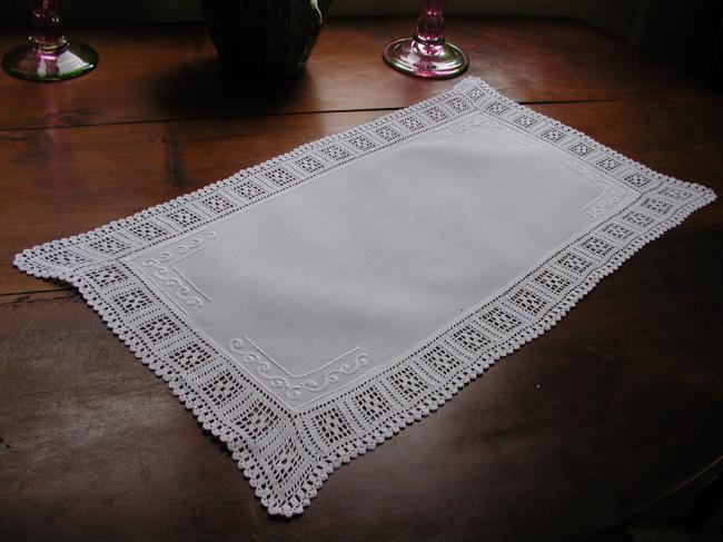 Lovely tray mat with white works and crochet lace edging 1900