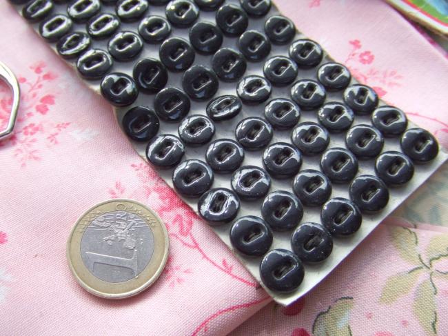 Lot de 6 petits boutons bombés en pate de verre, couleur noir, 2 trous,10mm