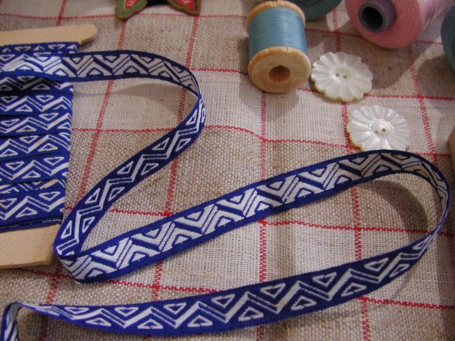 Adorable ancien ruban bleu très fin à motifs géomètriques bleus 1930( 10mm)