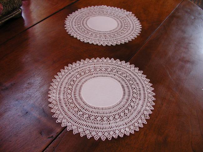 Lovely pair of hairpin lace with fine linen central part doilies