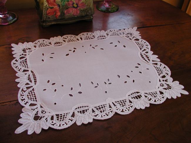 Absolutely stunning Battenburg lace and open works tray cloth