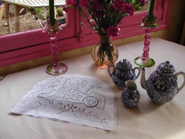 Wonderful tea cosy made with Richelieu embroidery and filet& Reticella lace