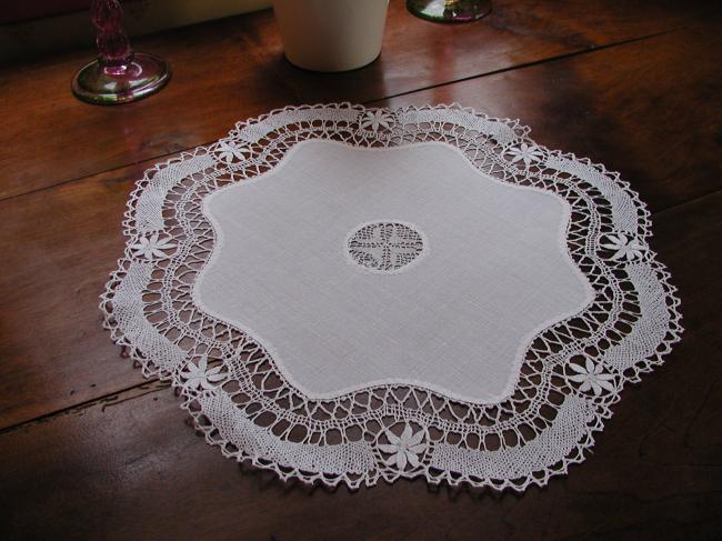 Lovely table centre with insert of Malt cross and Cluny Lace